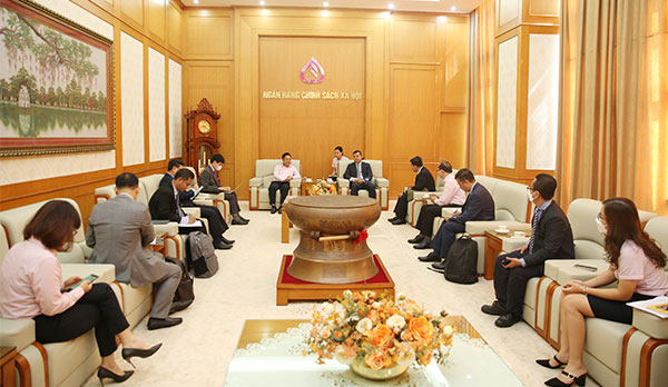 VBSP worked with the delegation from the Agricultural and Rural Development Bank of Cambodia